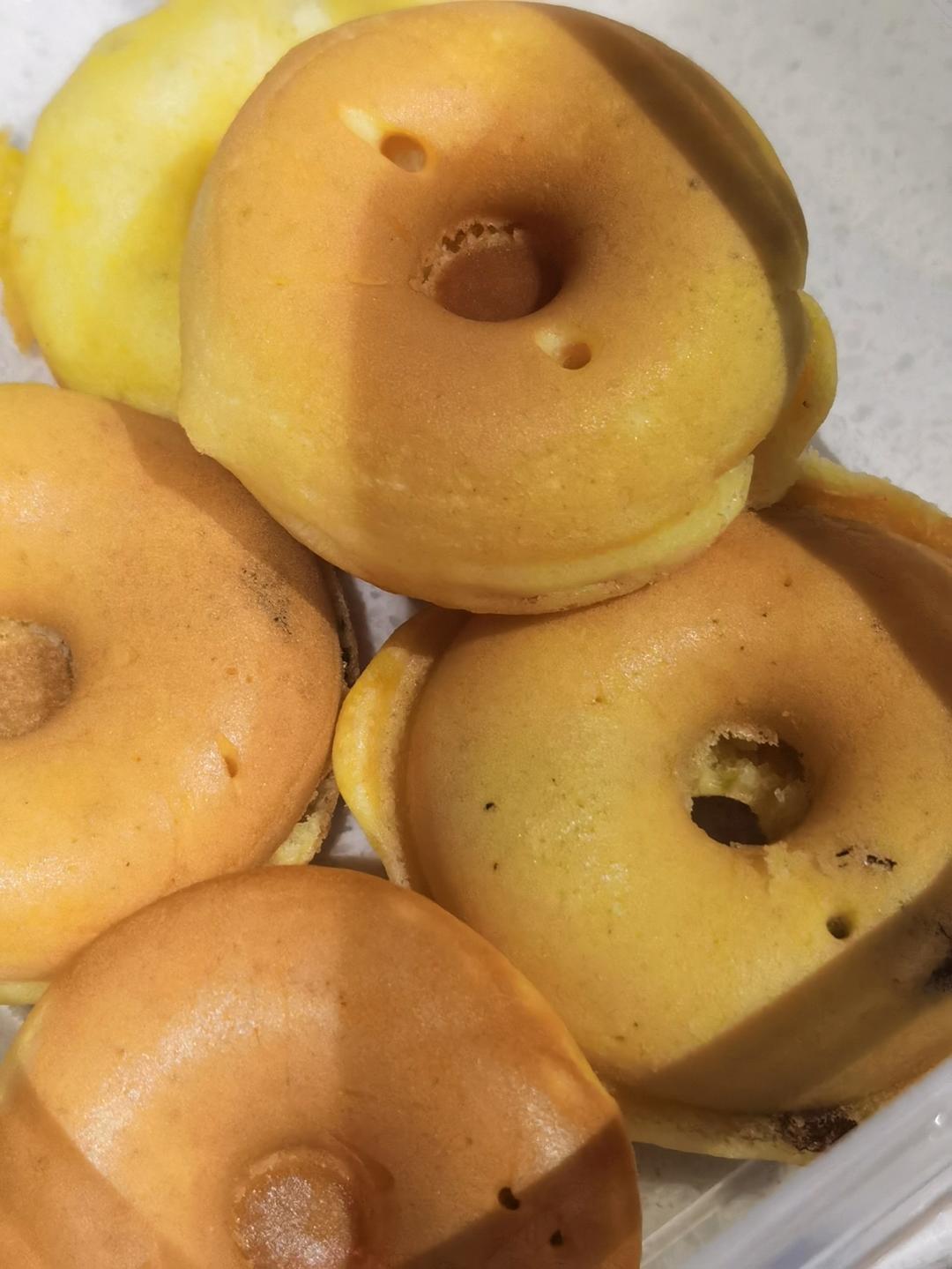 #麦子厨房#小红锅制作:蔓越莓甜甜圈