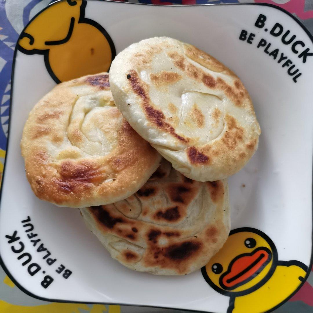 外酥里软的葱油饼