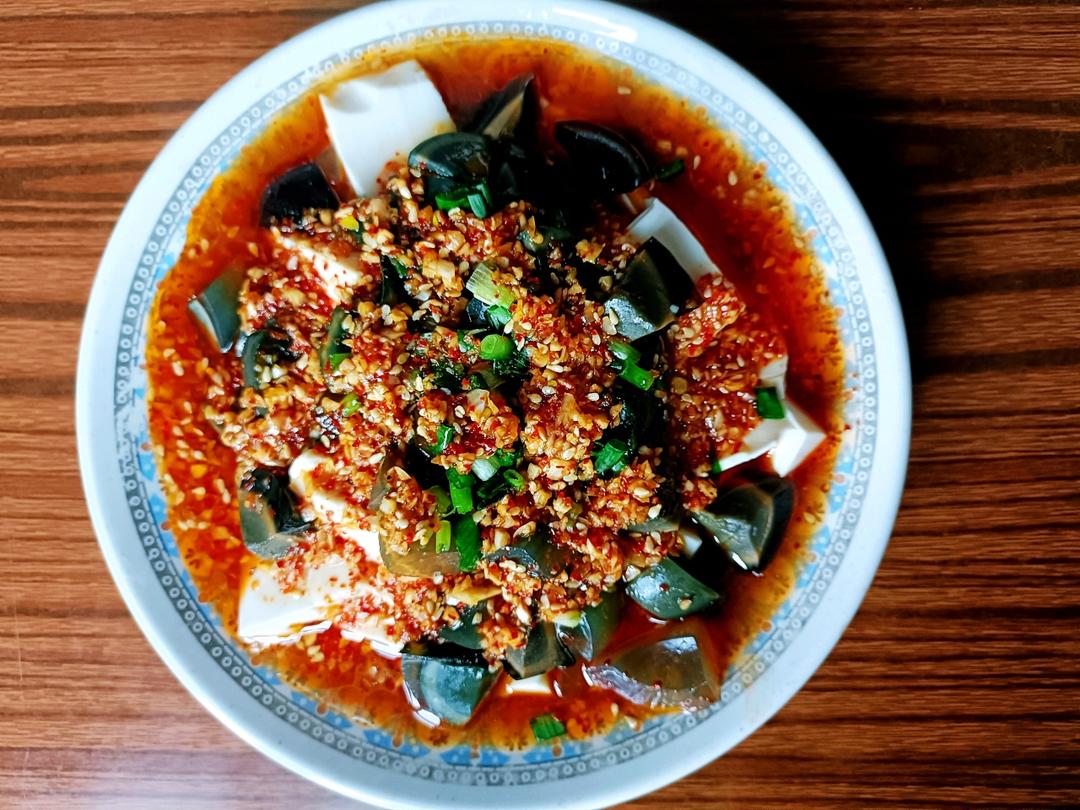 皮蛋拌豆腐（从这道菜说起，如何拌出好吃的凉拌菜）