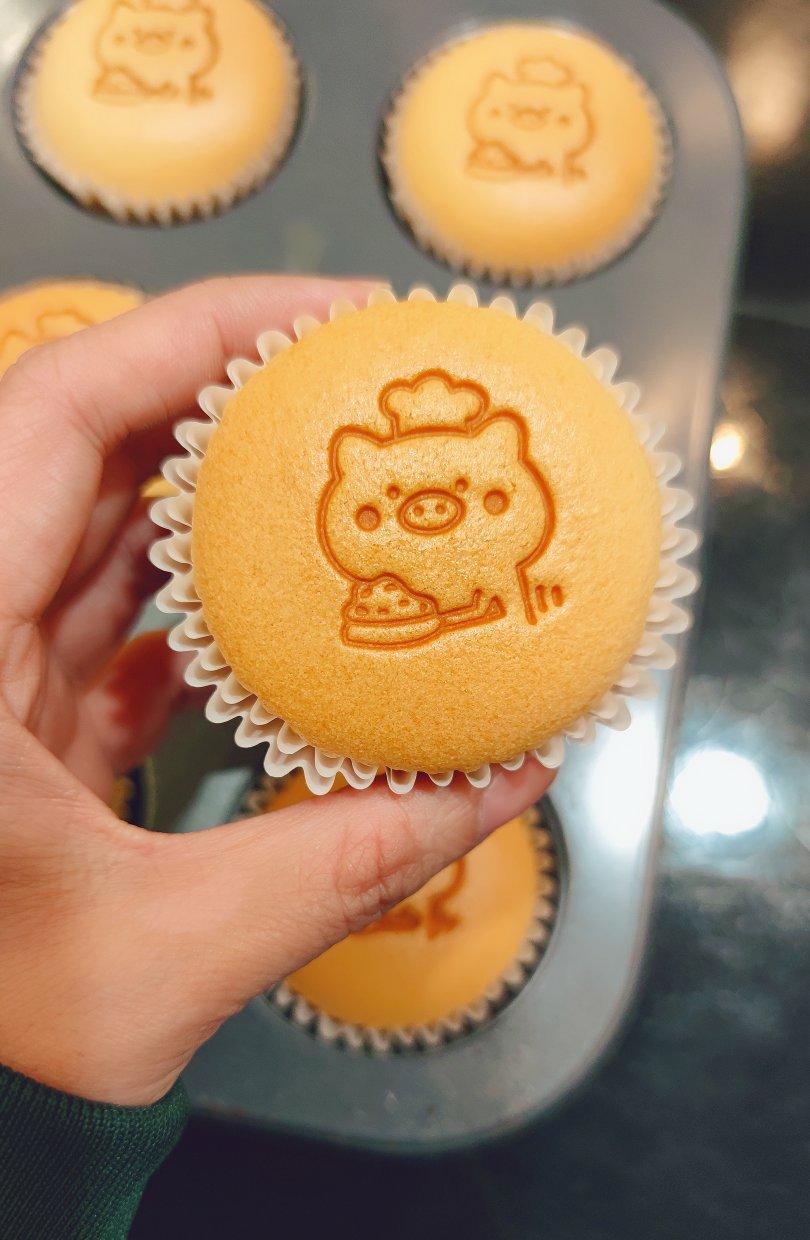 纸杯蛋糕 8寸戚风蛋糕的量