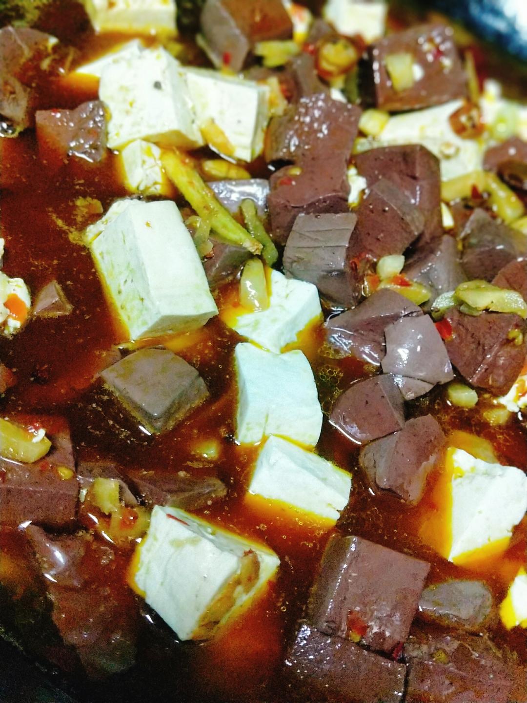 酸辣开胃的豆腐血旺，连干3碗米饭不是问题