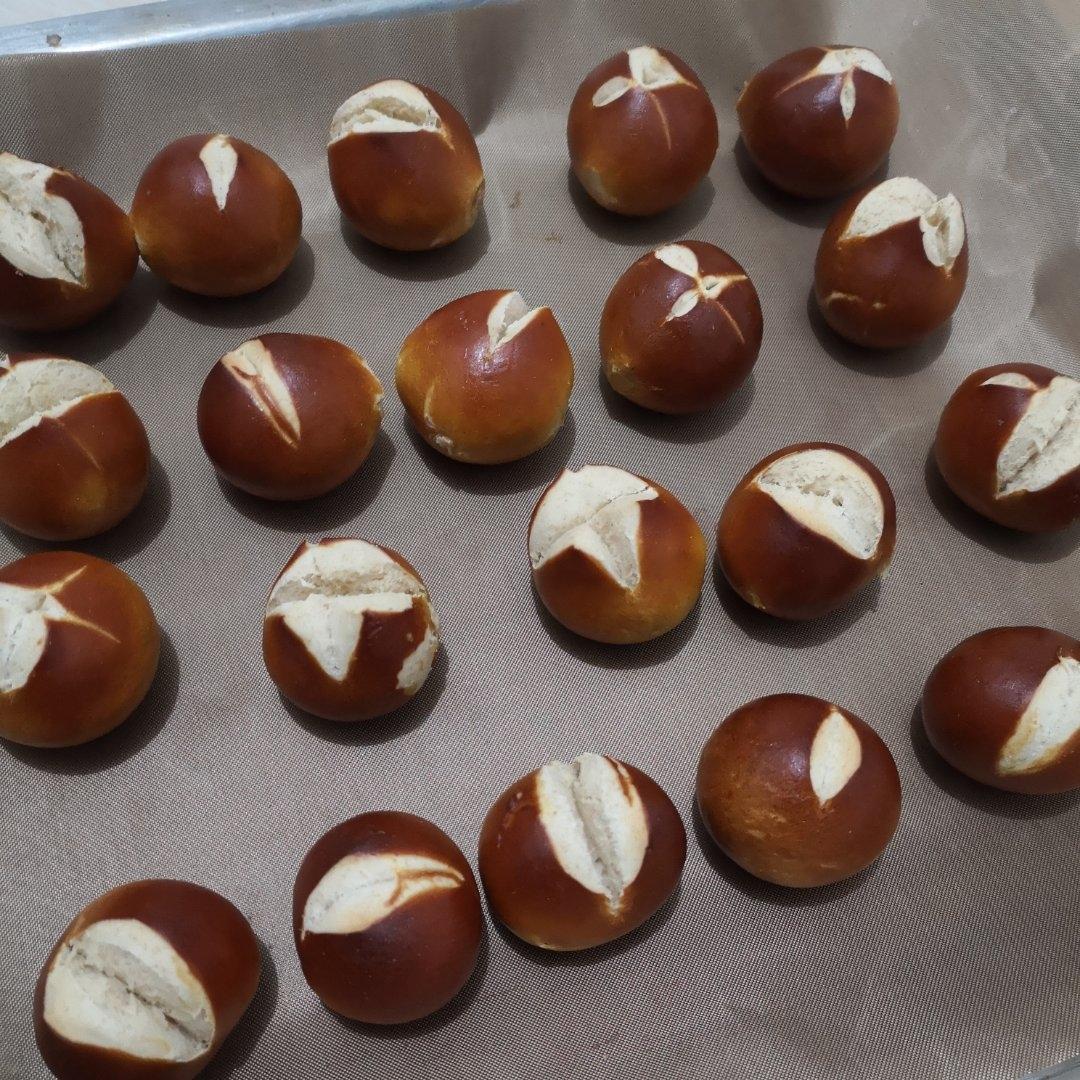 碱水小丸子（超可爱好操作的碱水面包）