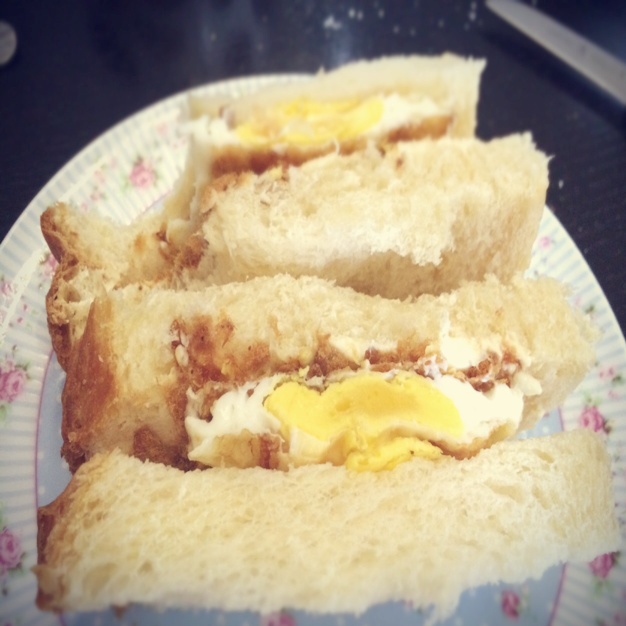 ins上超火的沼サン（沼三明治）