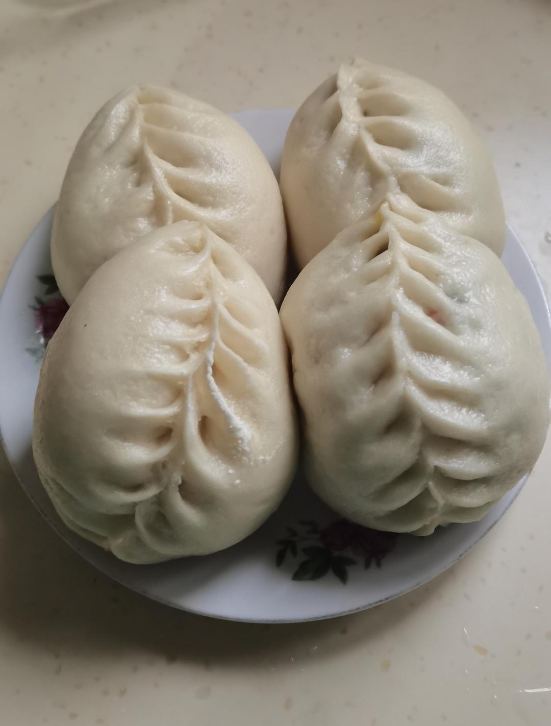 鲜肉小白菜包子
