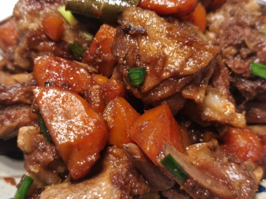红烧羊肉炖胡萝卜