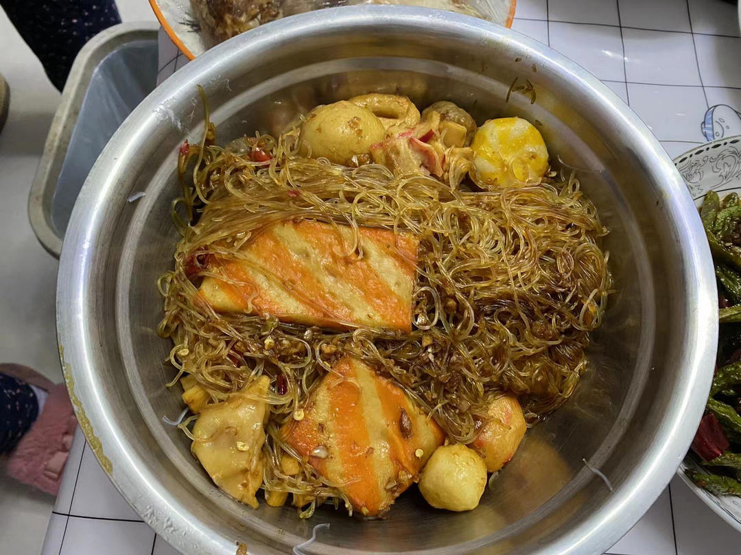 不得不说，这个蒜蓉粉丝煲是粉丝界的天花板