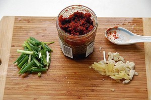 辣豆豉蒸排骨的做法 步骤2