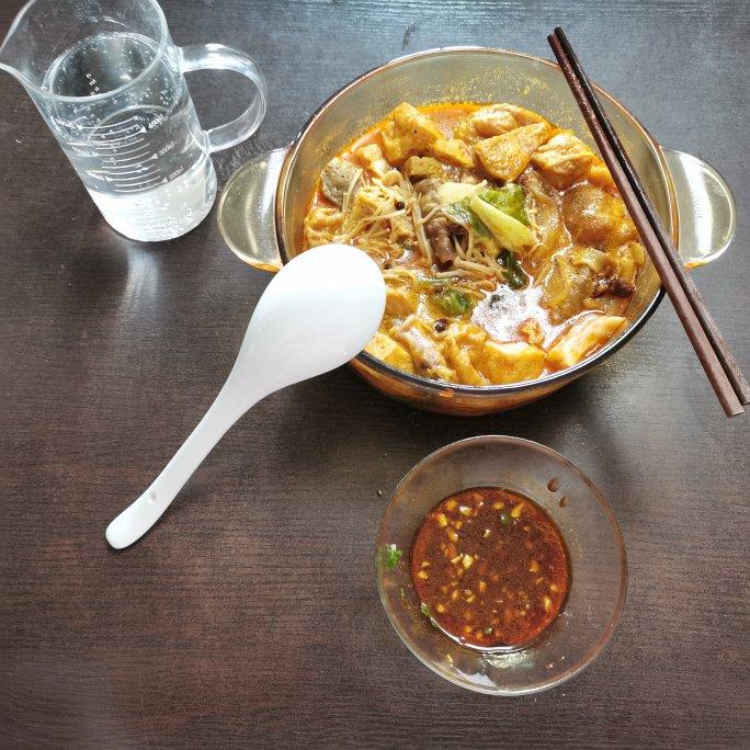 走地鸡太好飞了做的一人食小火锅