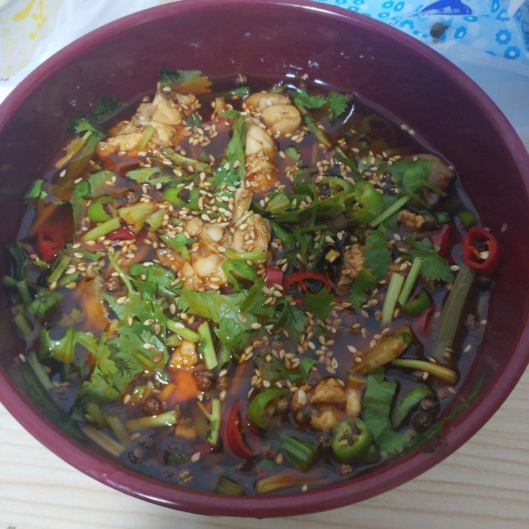 香辣口水鸡