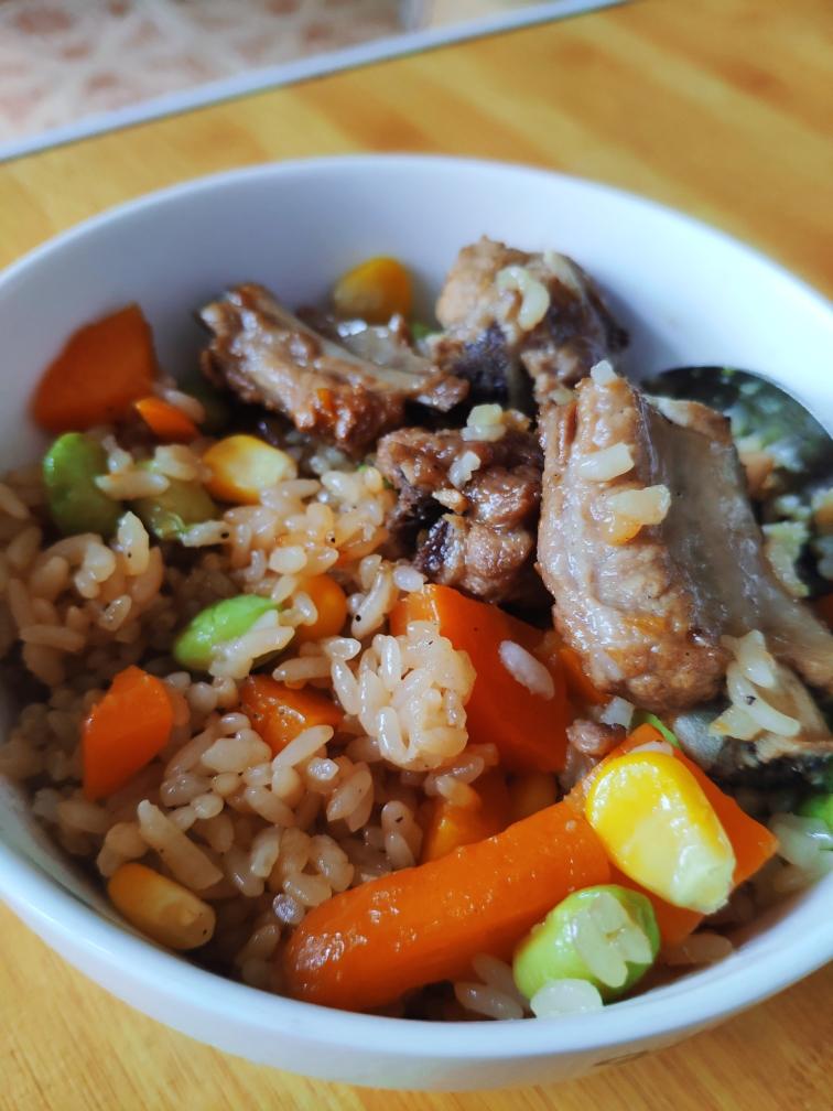 排骨焖饭