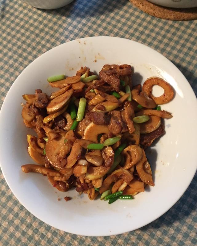 春笋炒五花肉