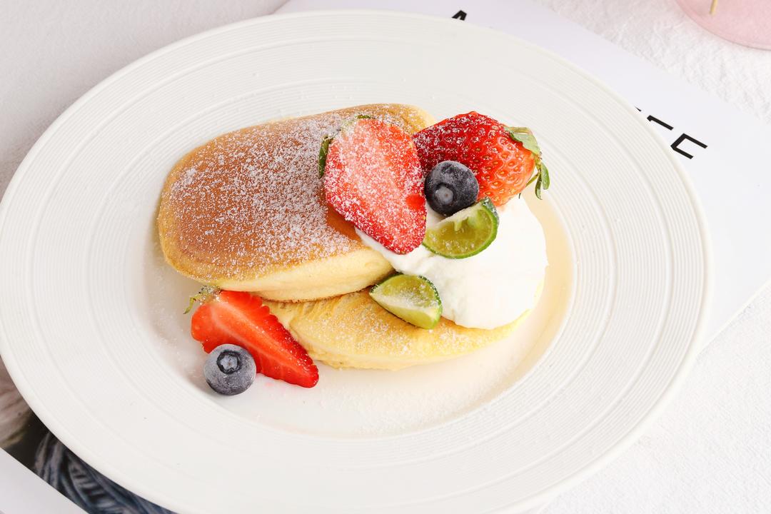 多功能锅:舒芙蕾松饼的做法