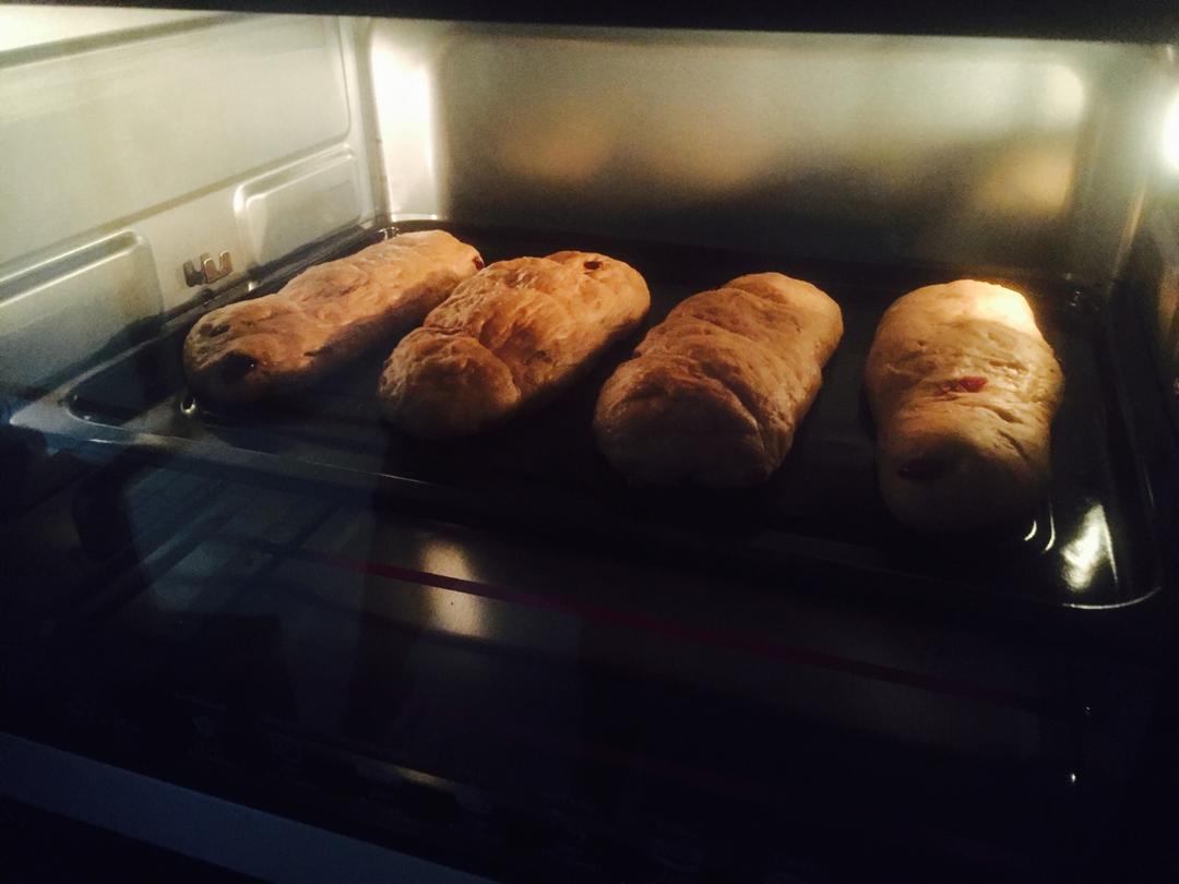 蔓越莓全麦黑糖面包