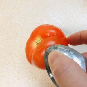 酸甜开胃的番茄冻豆腐汤的做法 步骤3