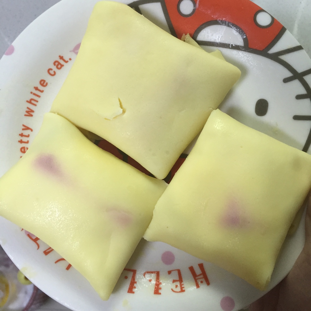 芒果班戟+港式奶茶