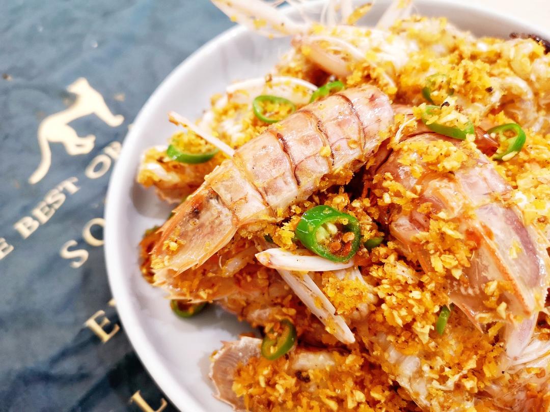 避风塘炒濑尿虾