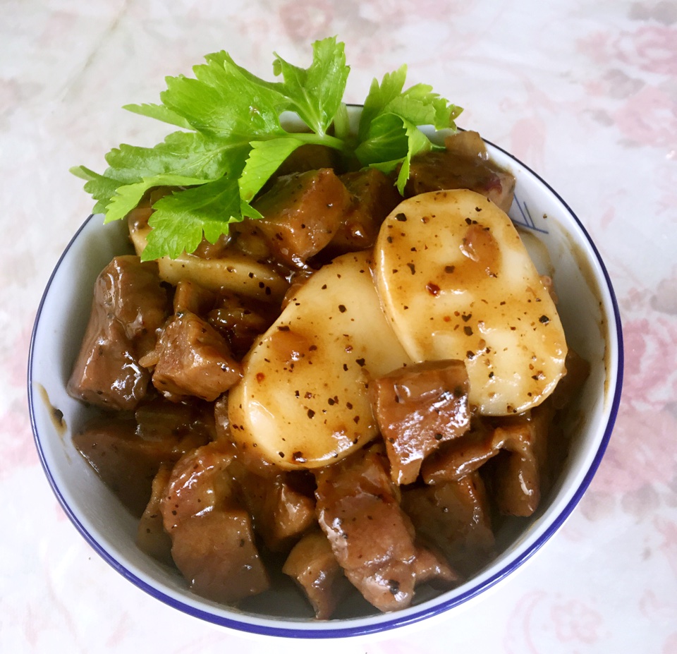 黑椒年糕牛肉粒