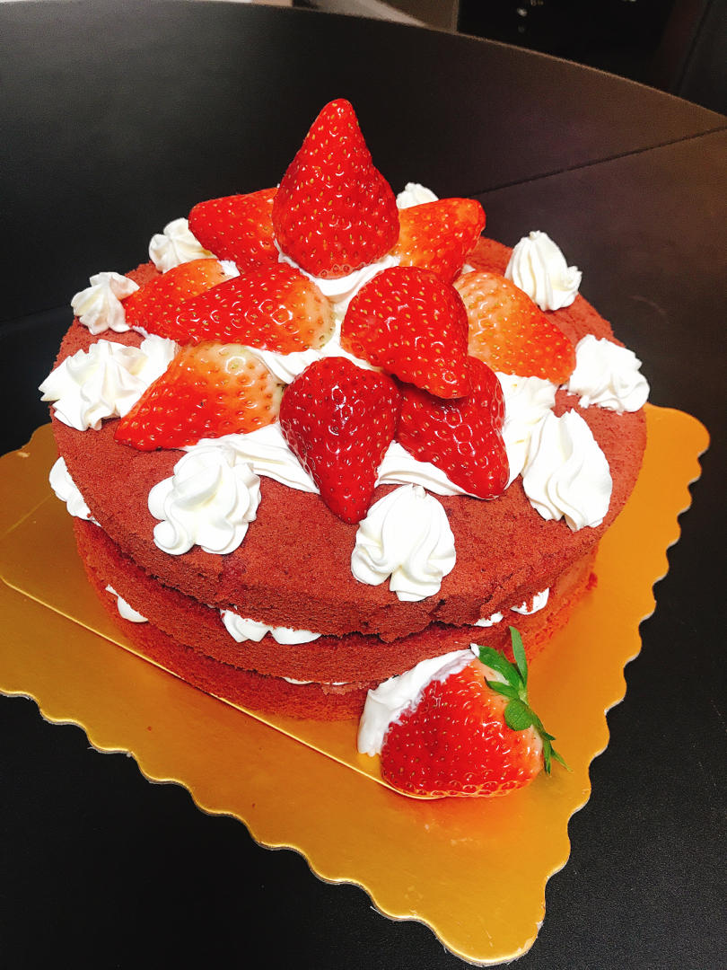 爱买买买的麻麻做的8寸三层红丝绒水果蛋糕超详尽做法diy生日蛋糕