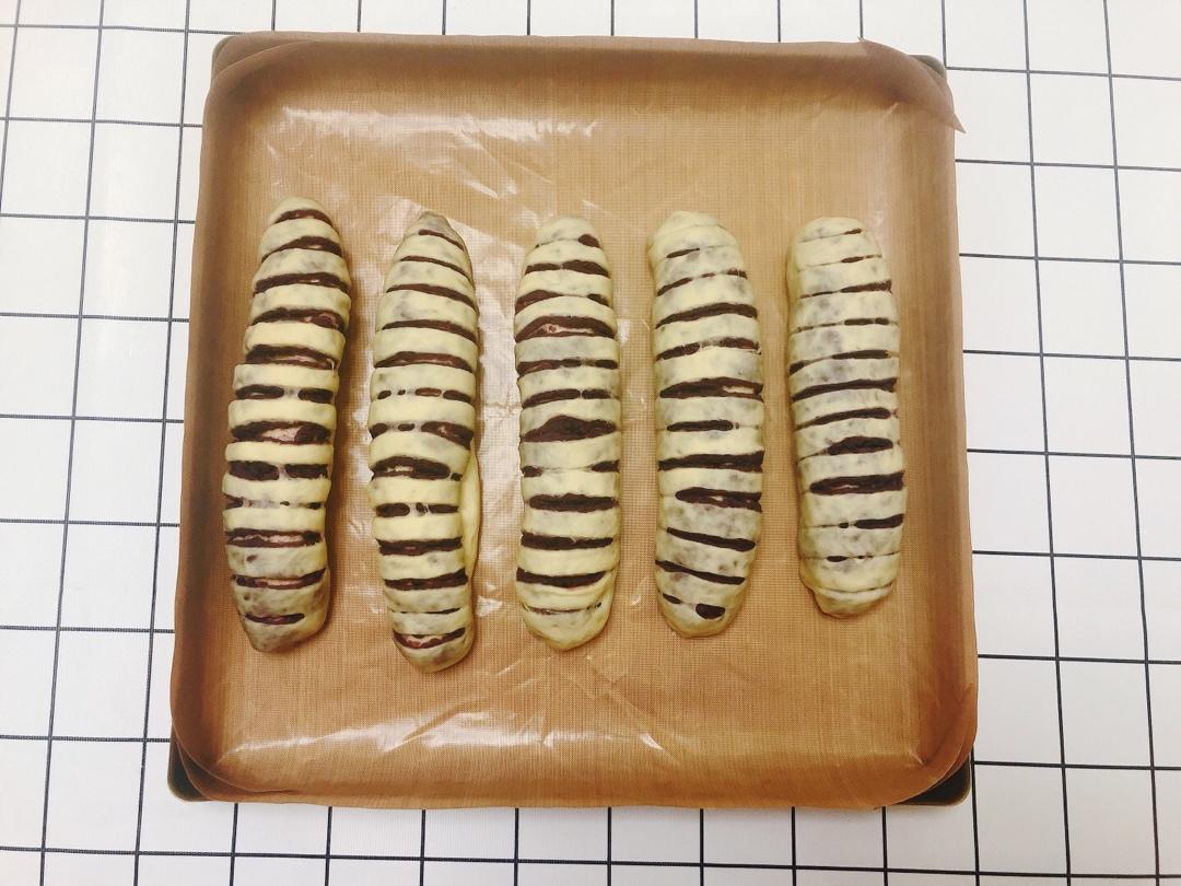紫薯毛毛虫面包