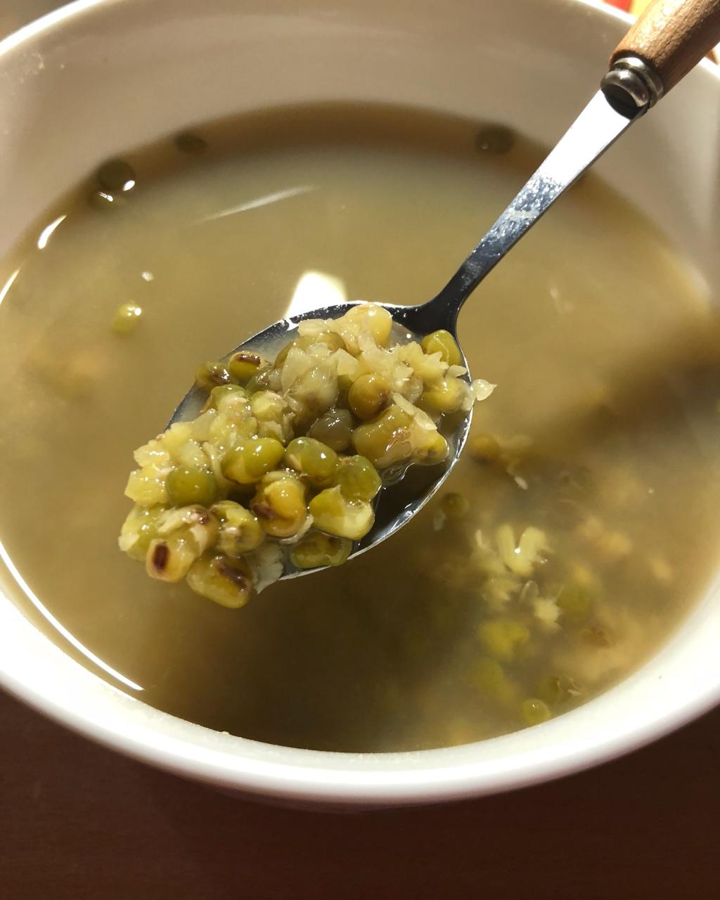 布鲁克的蓝色骨头做的绿豆汤