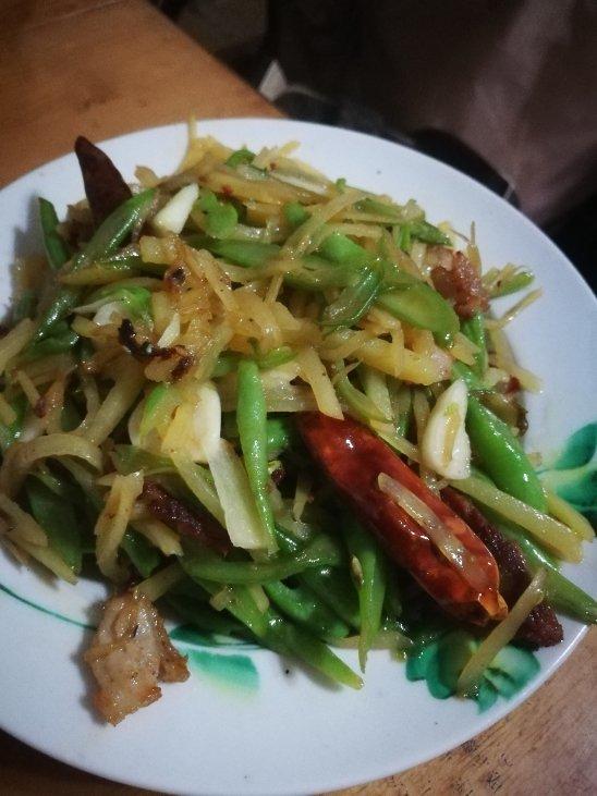 豆角炒土豆丝