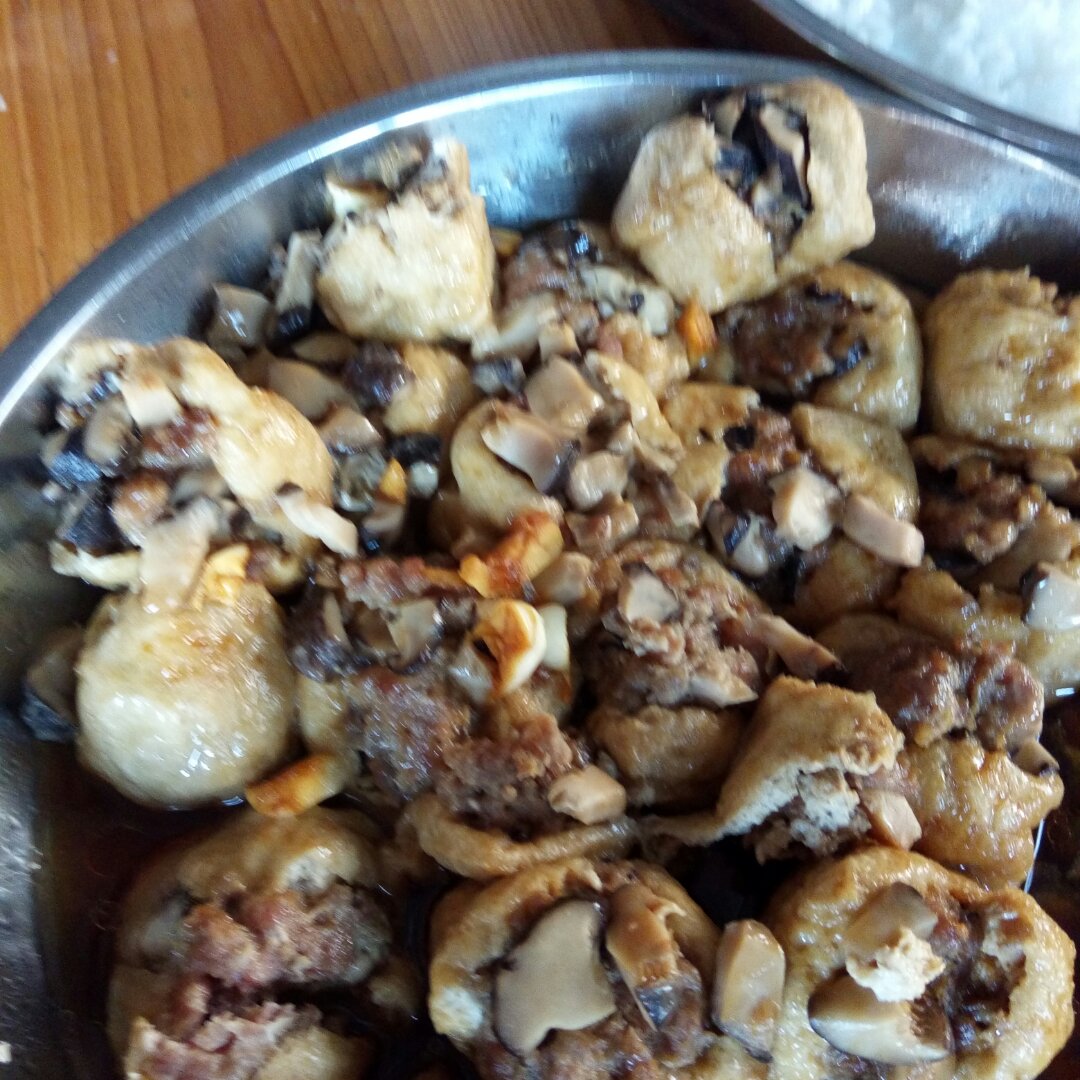 豆腐泡囊菇肉