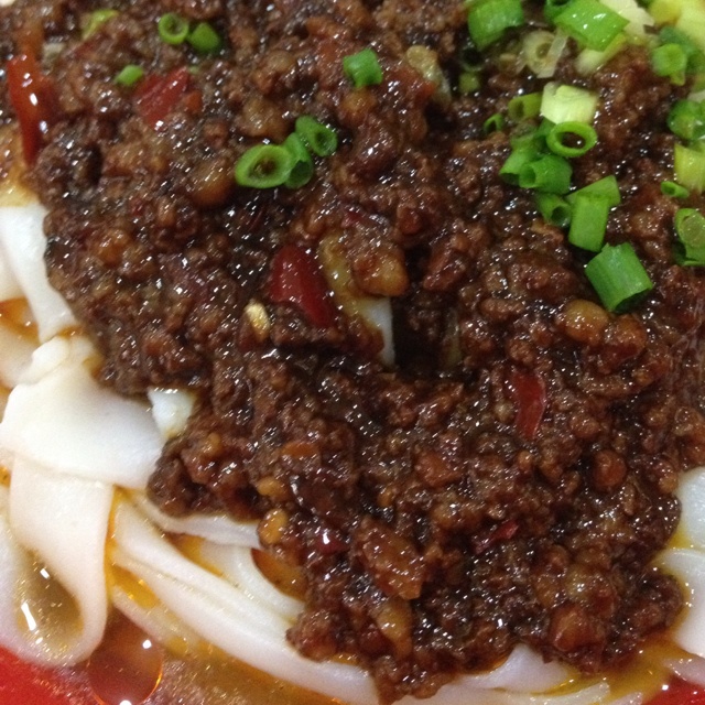 香菇肉末炸酱面