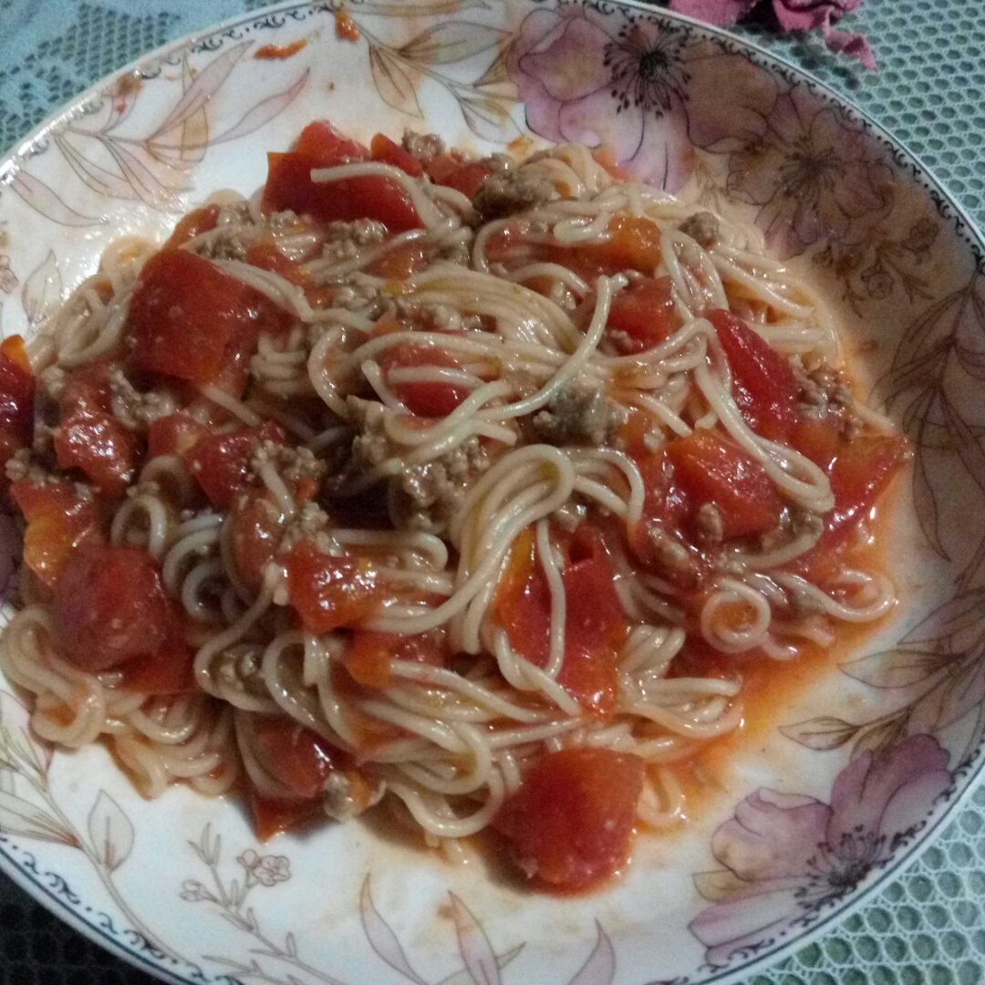 番茄肉酱意大利面