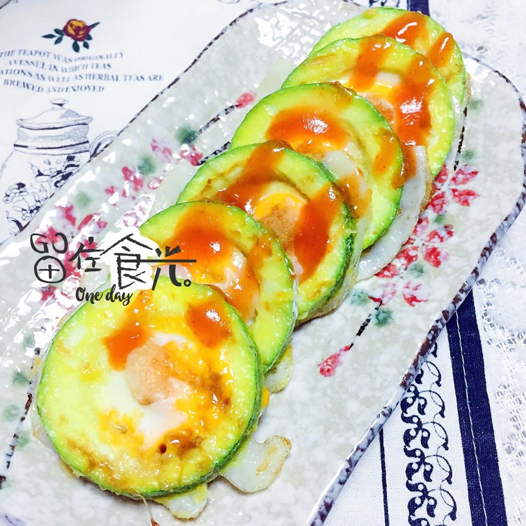 鹌鹑蛋撞到西葫芦