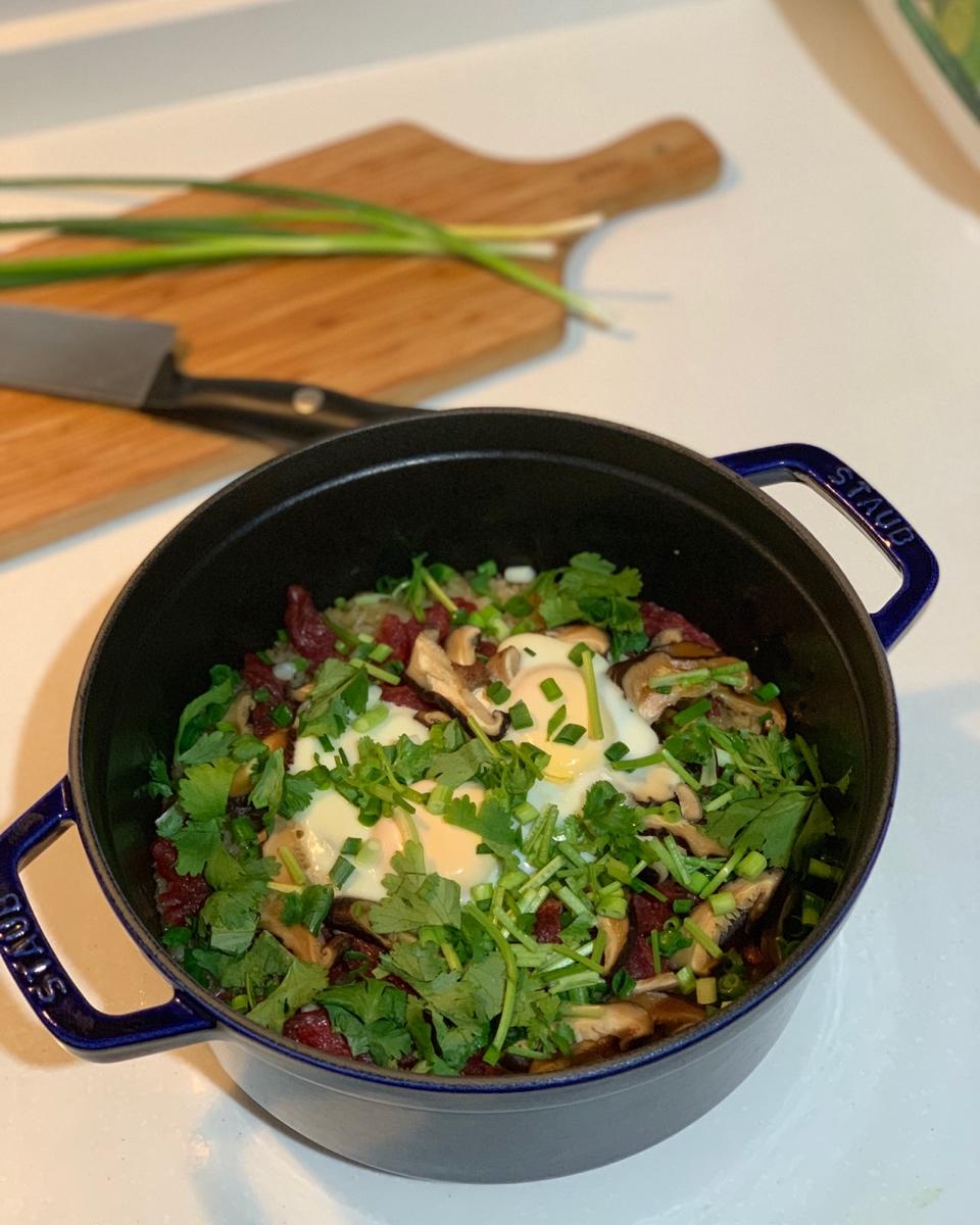 香菇腊味饭--Staub珐琅铸铁锅