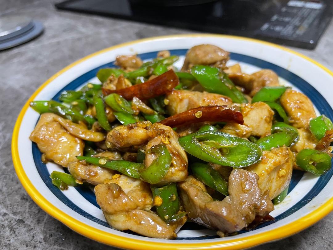青花椒鸡丁的做法