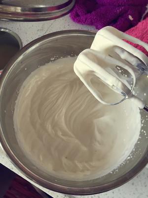 多余打发奶油的用法：香脆芝麻饼干的做法 步骤1