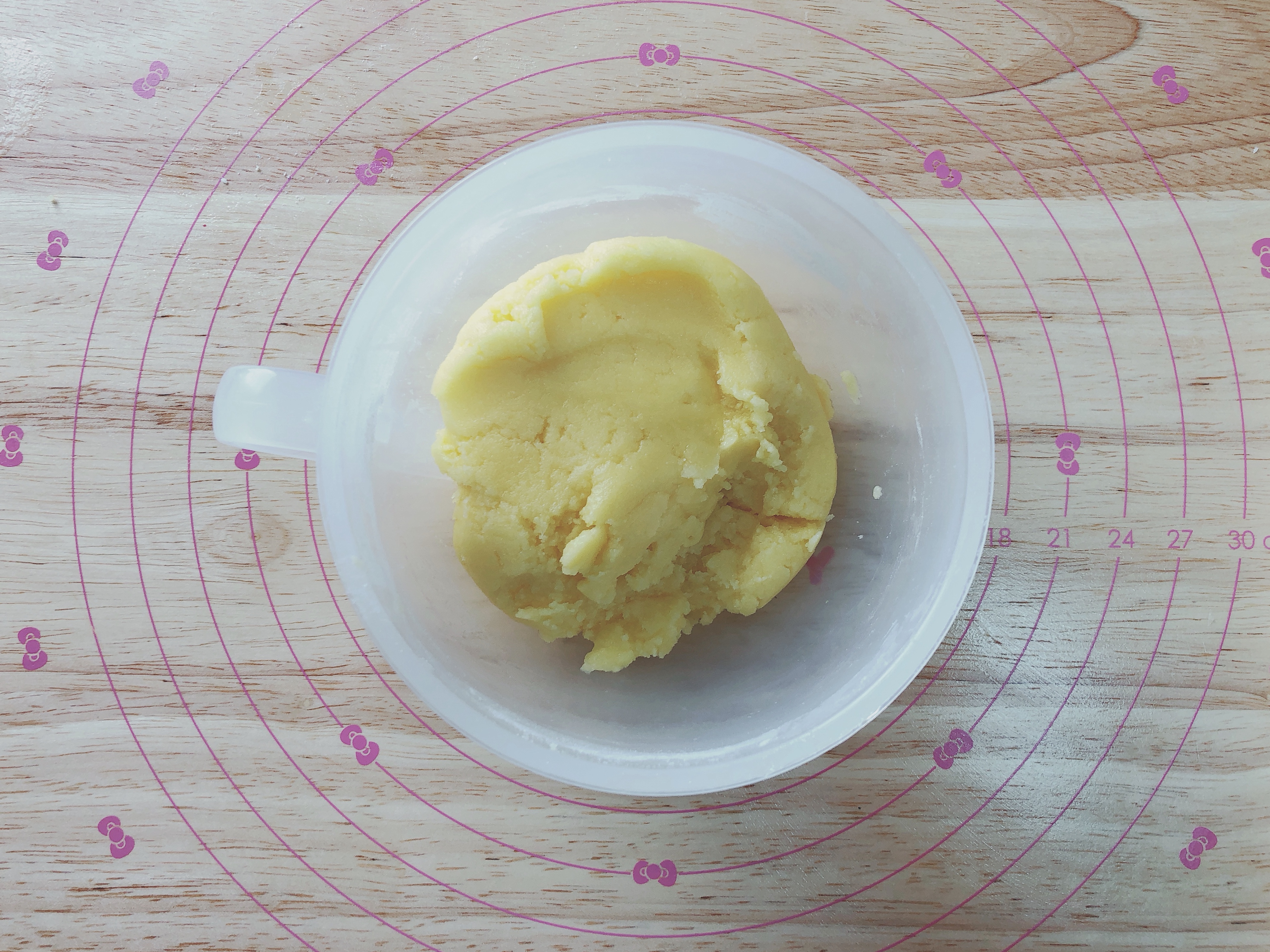 中式点心：奶黄酥的做法 步骤13