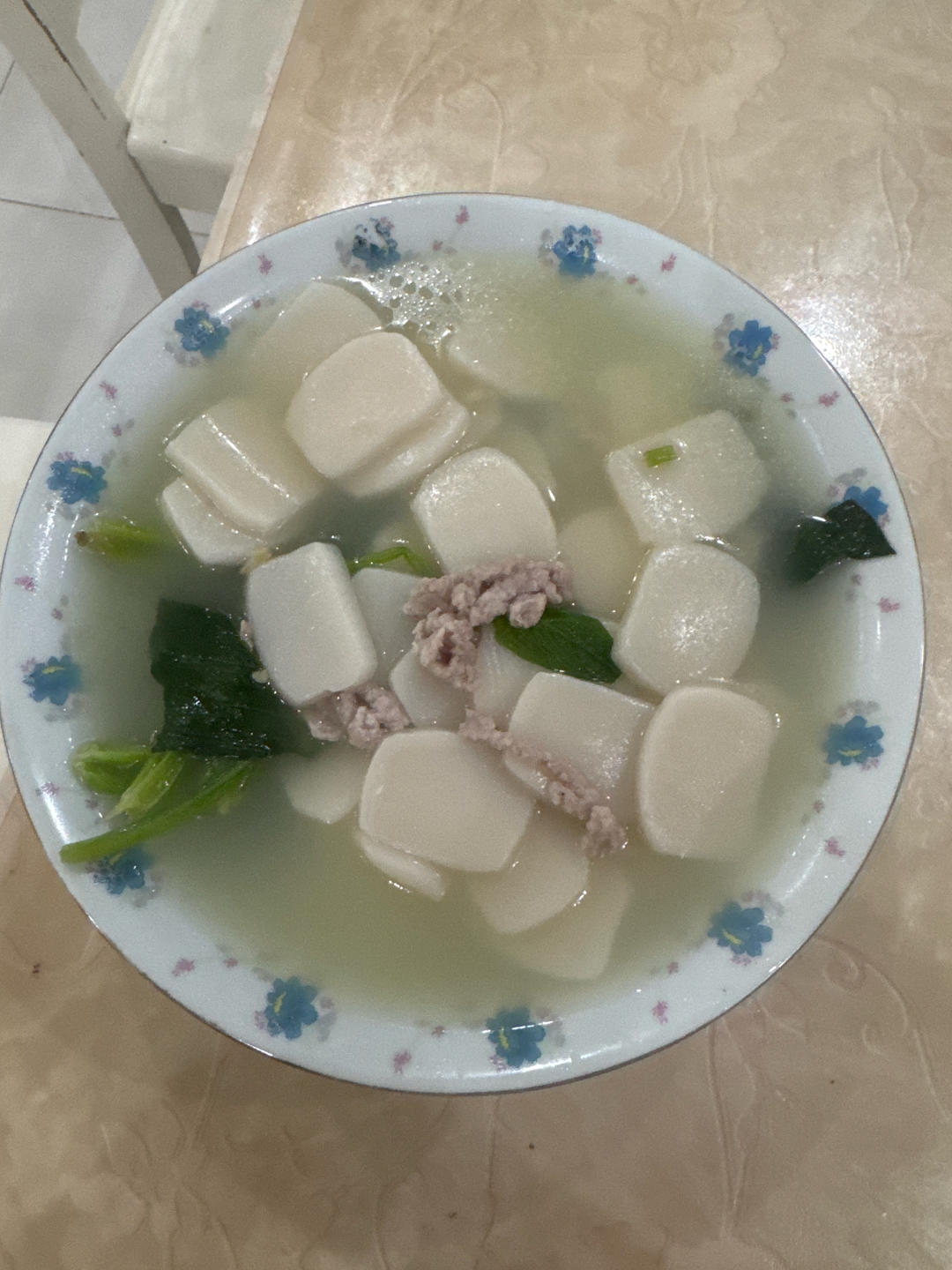 菠菜肉丝汤年糕