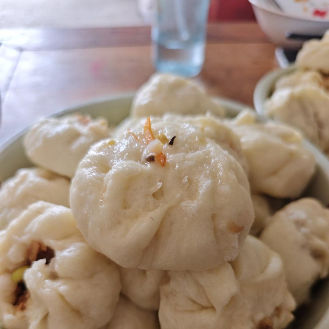 胡萝卜木耳鸡蛋素包子