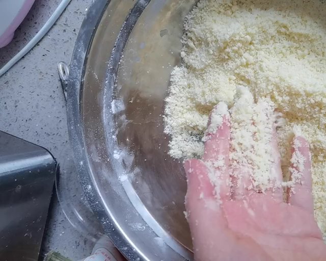 卡仕达星星香橙蜜豆小面包🌟直接法（附酥粒，卡仕达，蜜红豆制作）的做法 步骤9