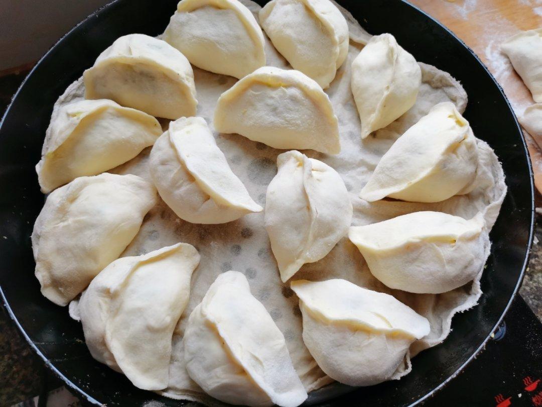 鲜掉眉毛的西葫芦鸡蛋蒸饺