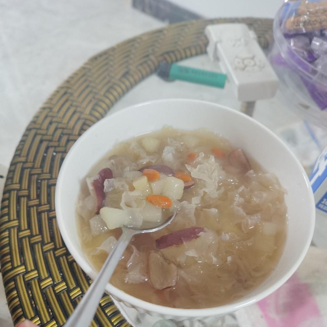 润肺去燥【小吊梨汤】