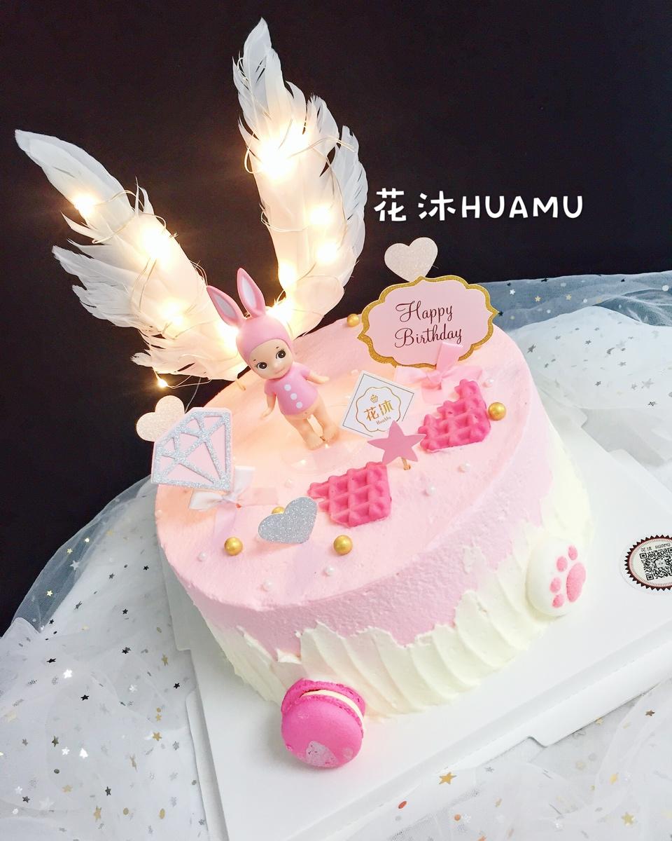 各种可爱的主题装饰蛋糕