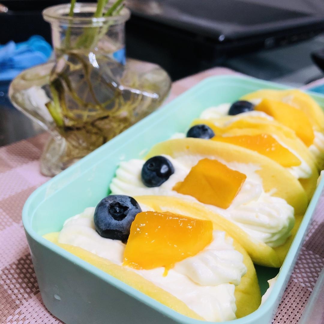 超详细草莓抱抱卷攻略，消耗奶油