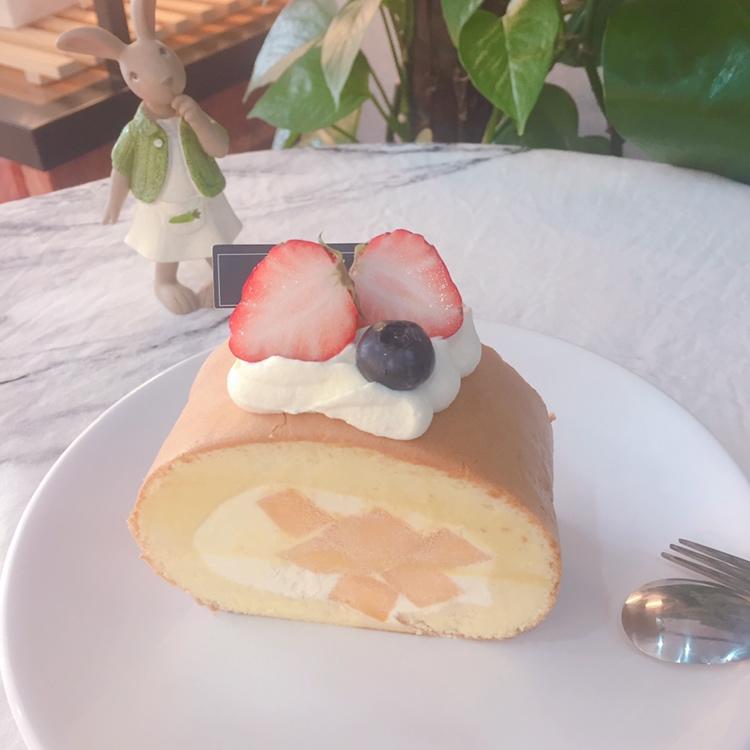 胖乎乎奶油芒果卷/不开裂不掉皮全过程详细图解烘焙视频/蛋糕篇6：「厚卷」