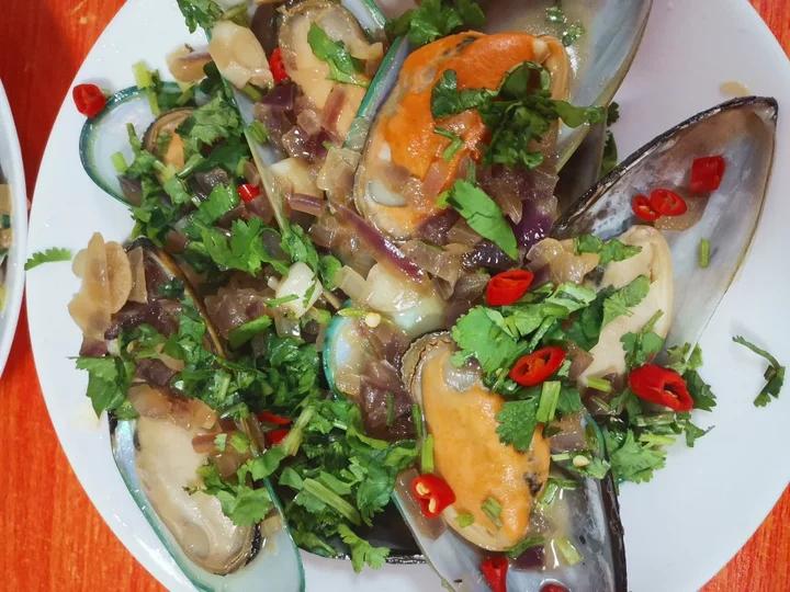 新西兰青口贝mussel（最原始最鲜美的做法）超级简单/人人都可以成为别人羡慕的大厨，超详细步骤图，铸铁锅