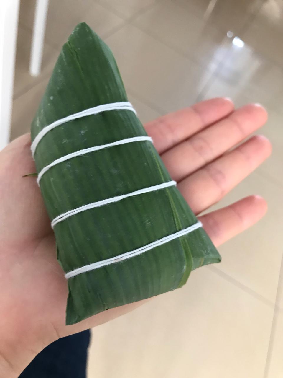 俣玉做的四角长粽子的包法有视频