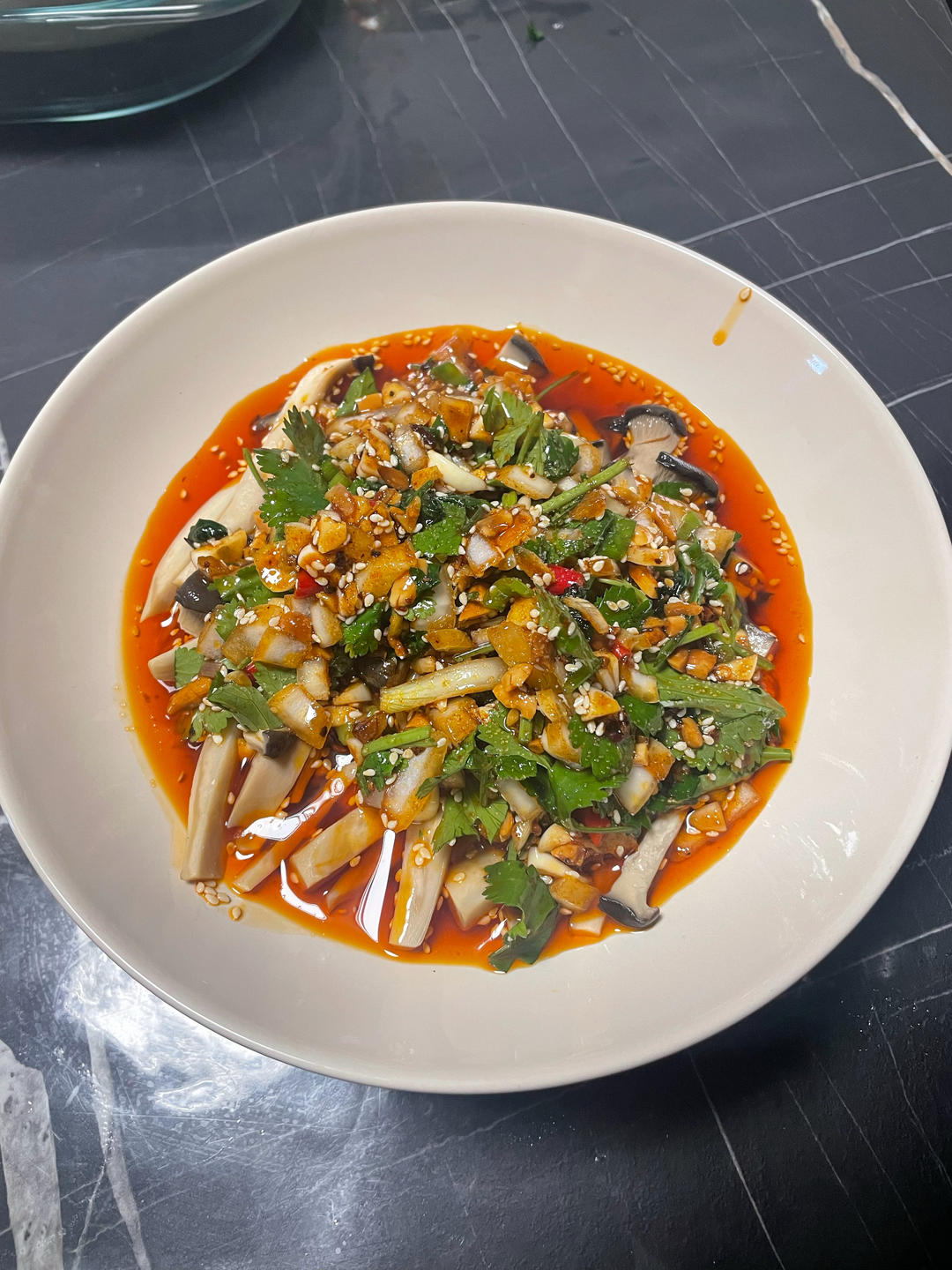 比肉还好吃的【手撕凉拌杏鲍菇】，上桌扫光光