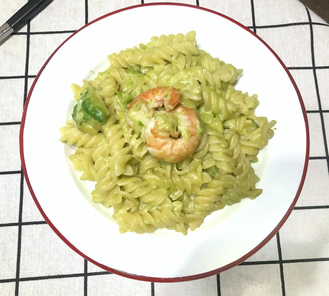 虾仁牛油果意面