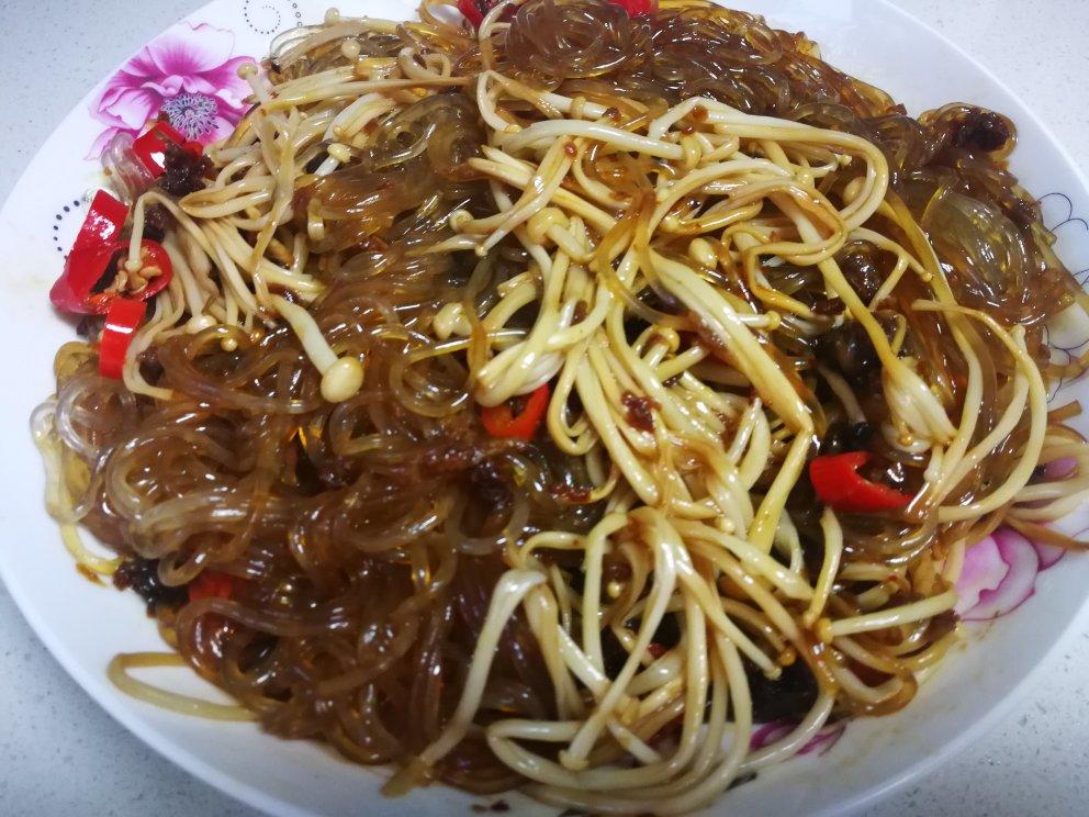 蒜蓉蒸金针菇粉丝（小心上瘾）