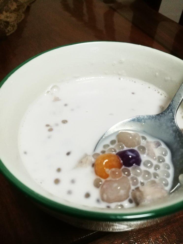 香芋西米露（加芋圆）