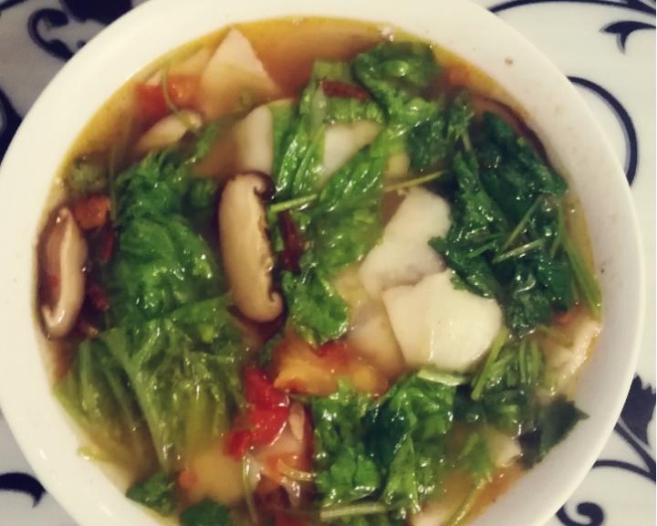 香菇生菜面片的做法