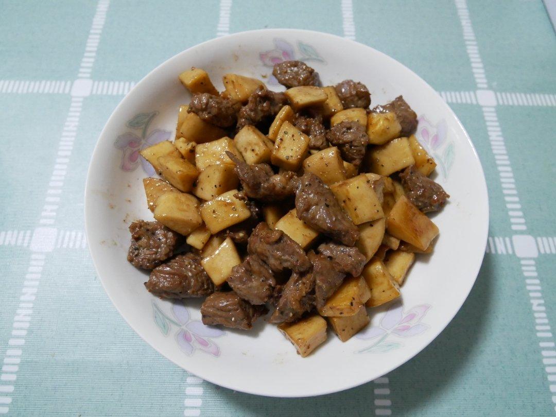 黑椒杏鲍菇牛肉粒