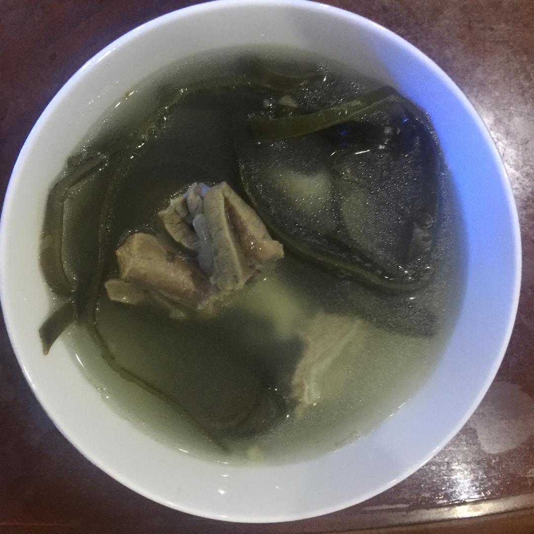 海带排骨汤